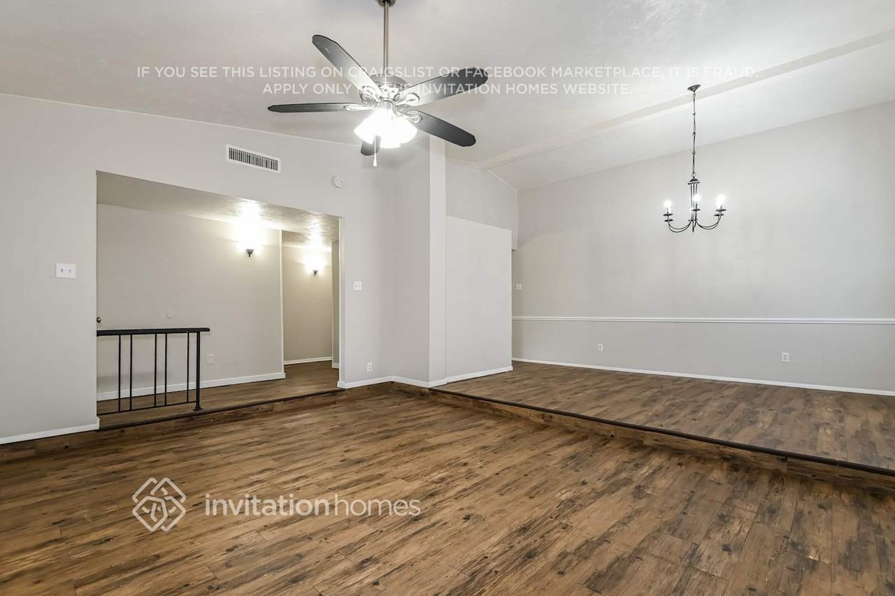 2813 Dove Meadow Dr - Photo 2 of 15