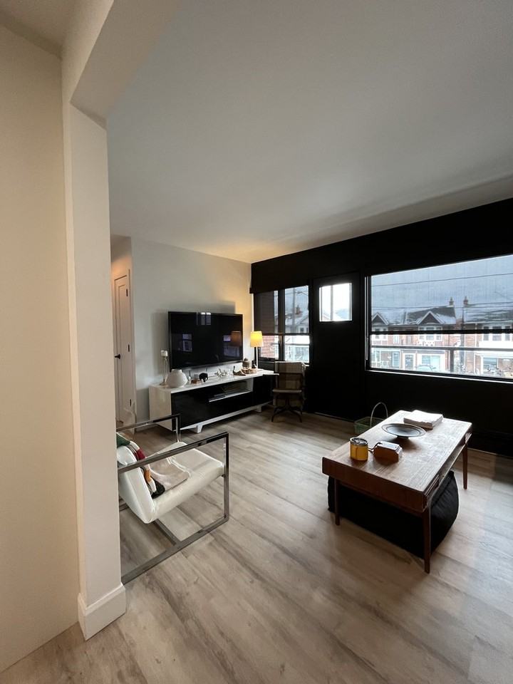 1042 Davenport Rd - Photo 6 of 30