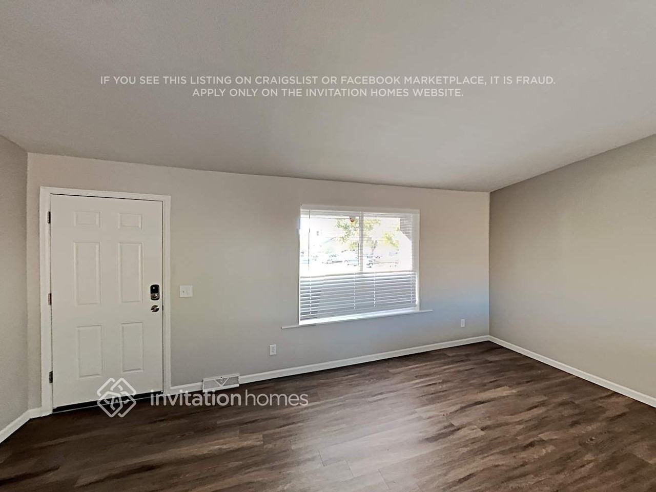 4642 S Jasper St - Photo 4 of 22