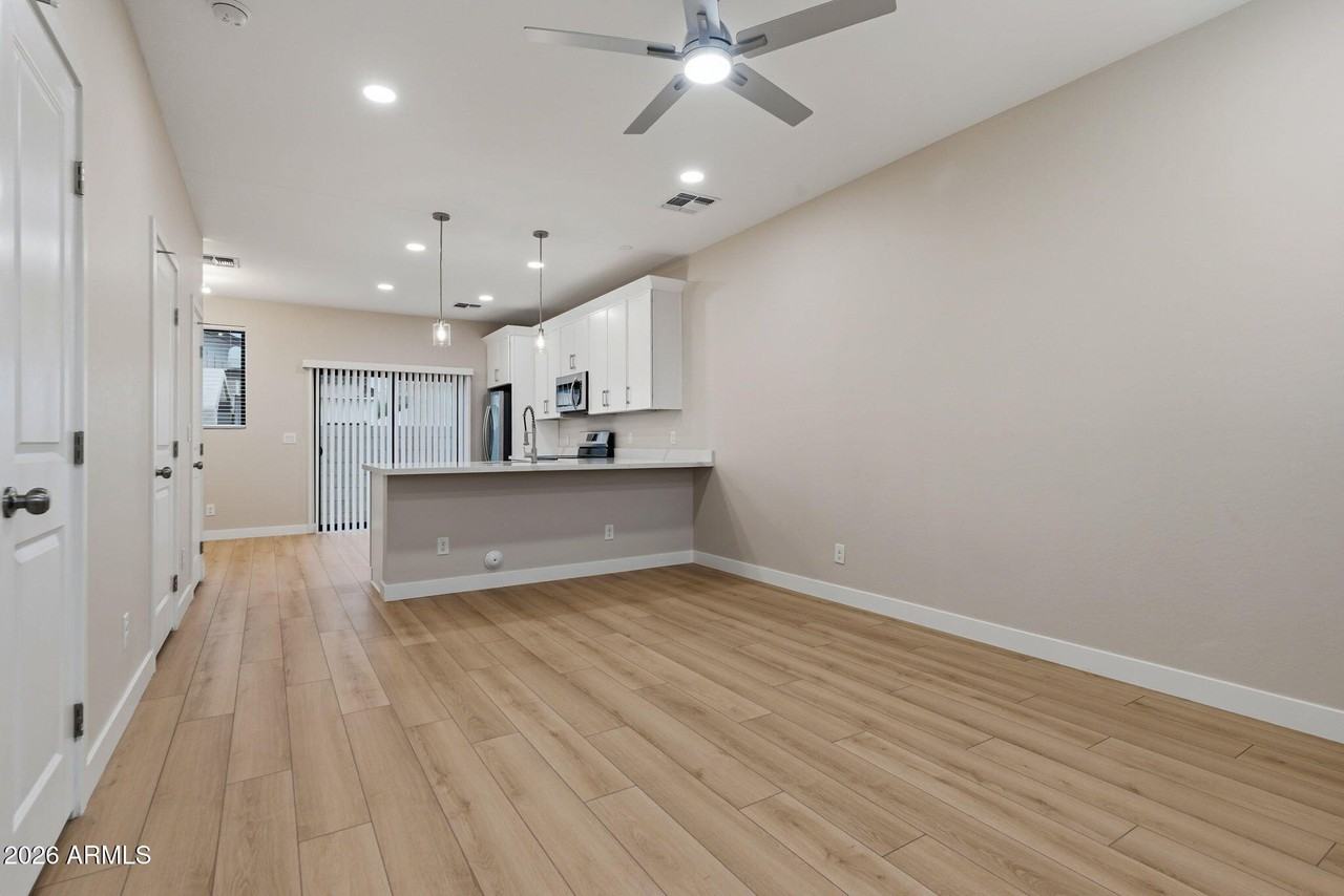 1222 E Diamond St Unit 2 #2 - Photo 6 of 35