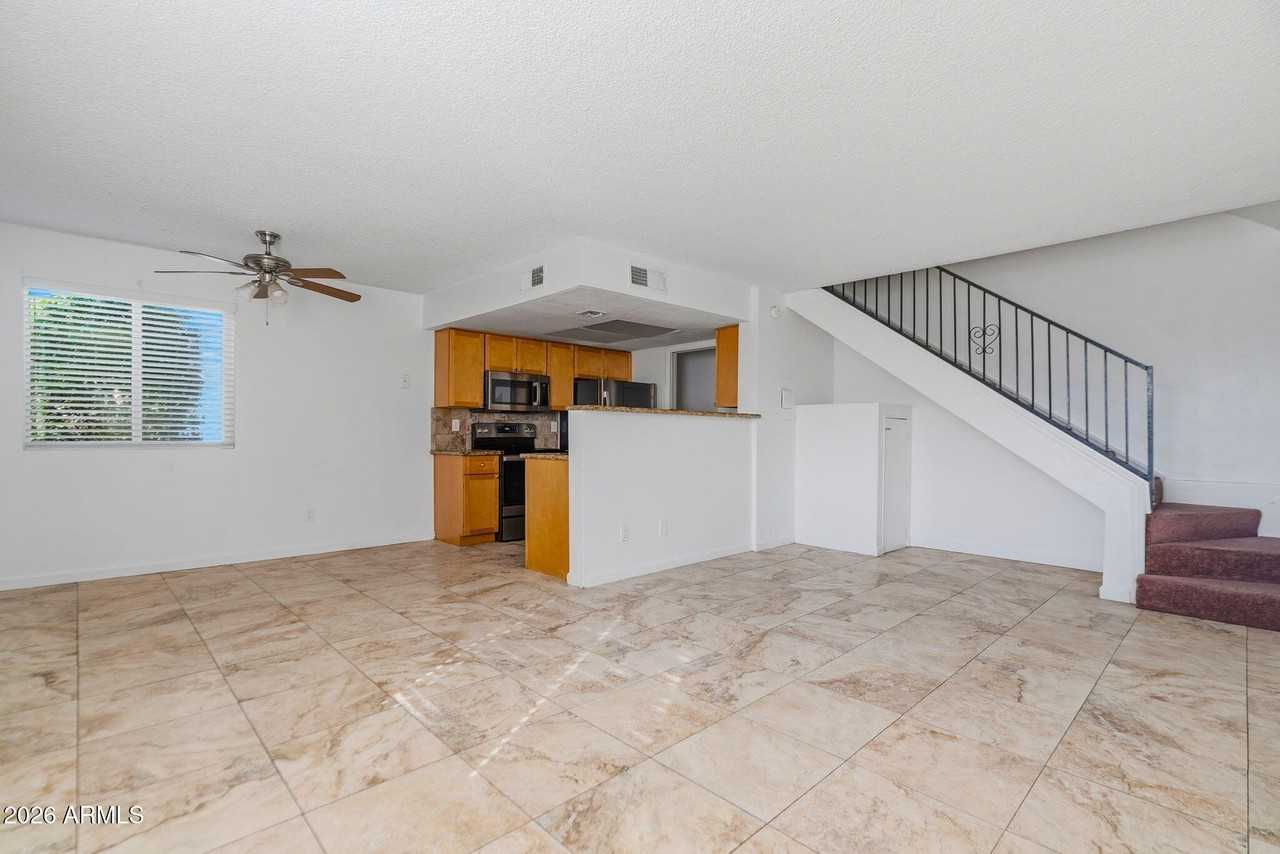 6627 N 27th Ave - Photo 3 of 30