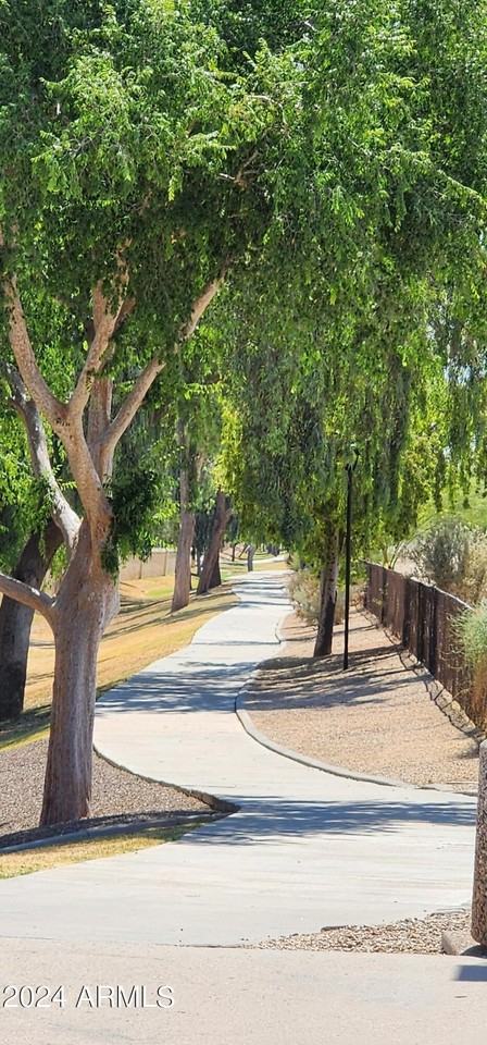 10945 W Poinsettia Dr - Photo 5 of 36