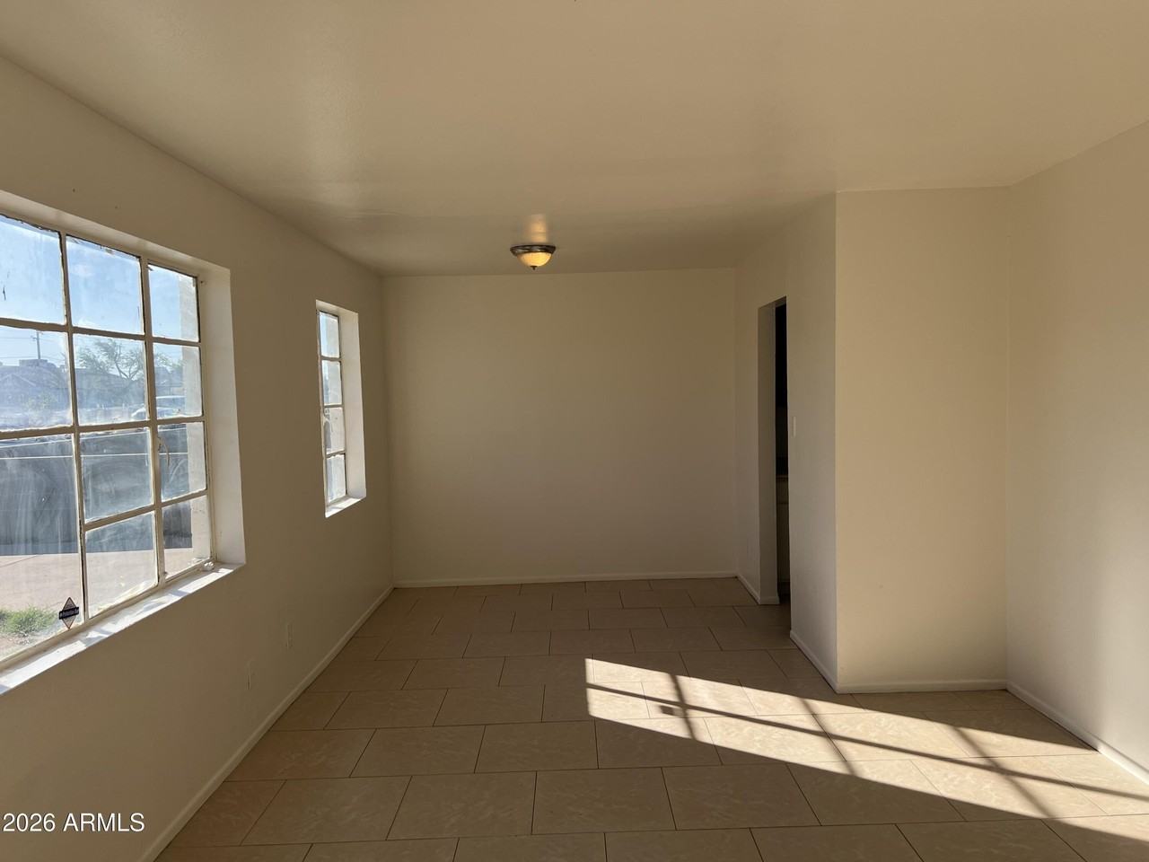 1754 E Hidalgo Ave - Photo 2 of 14