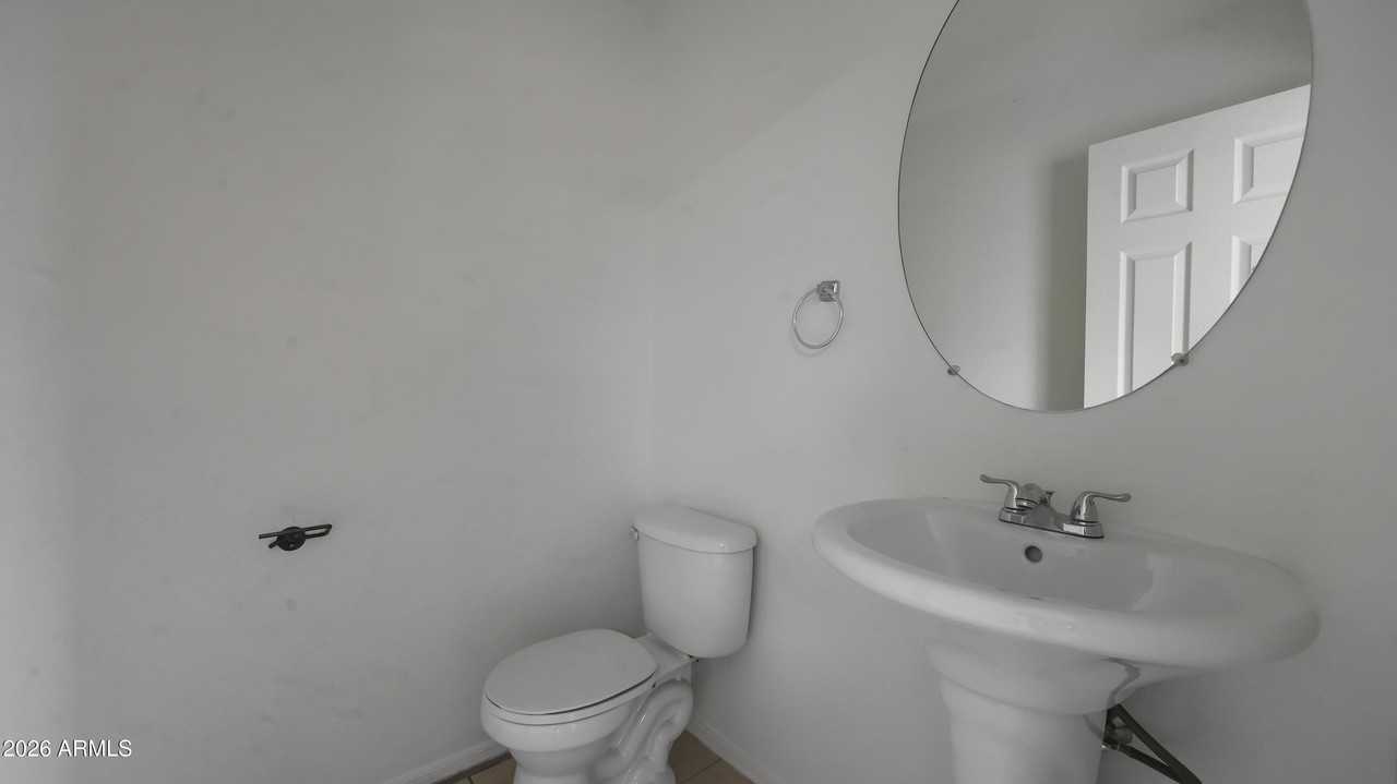 12306 W Windrose Dr - Photo 3 of 26