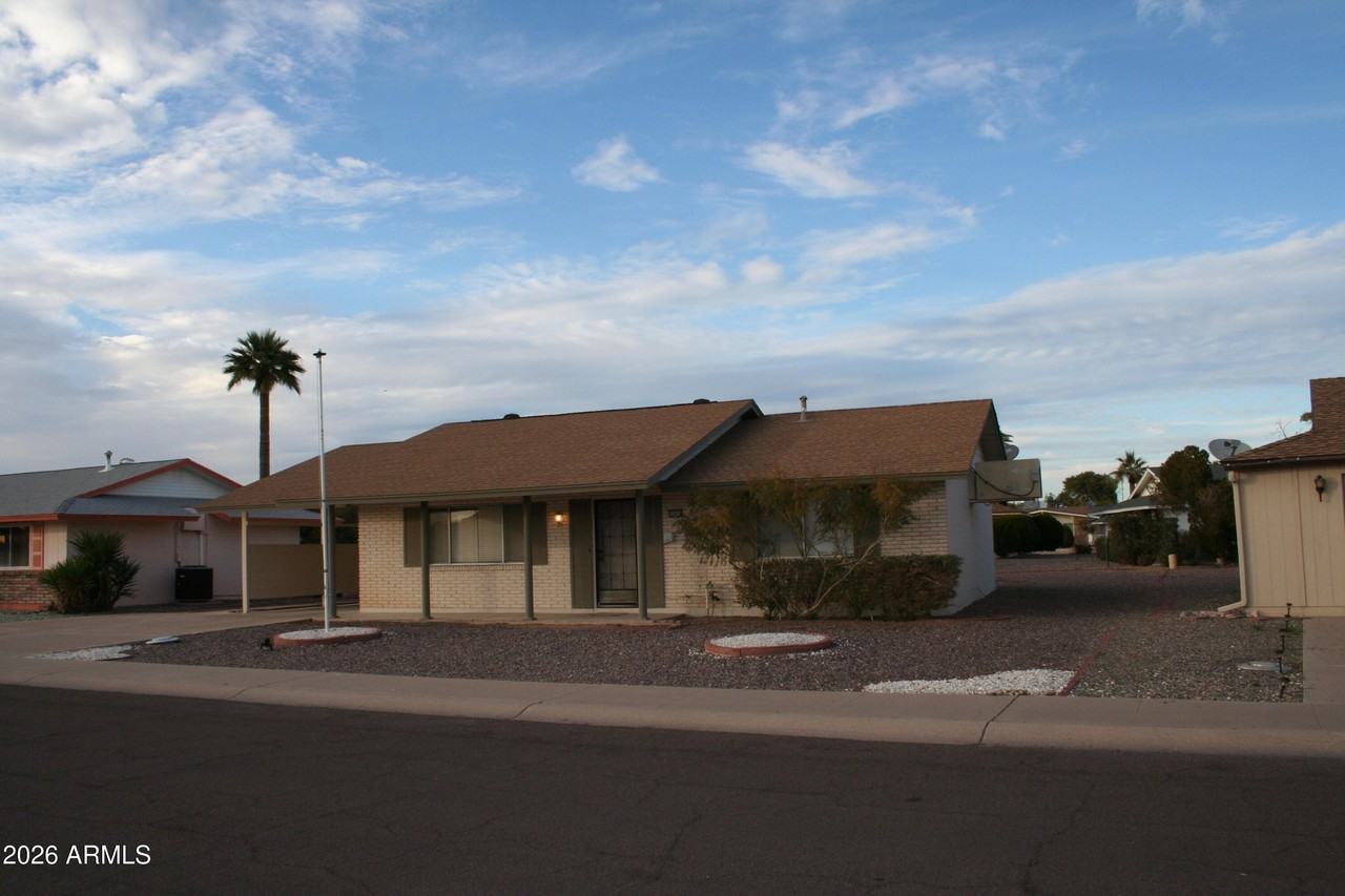 11014 W Cheryl Dr - Photo 4 of 50