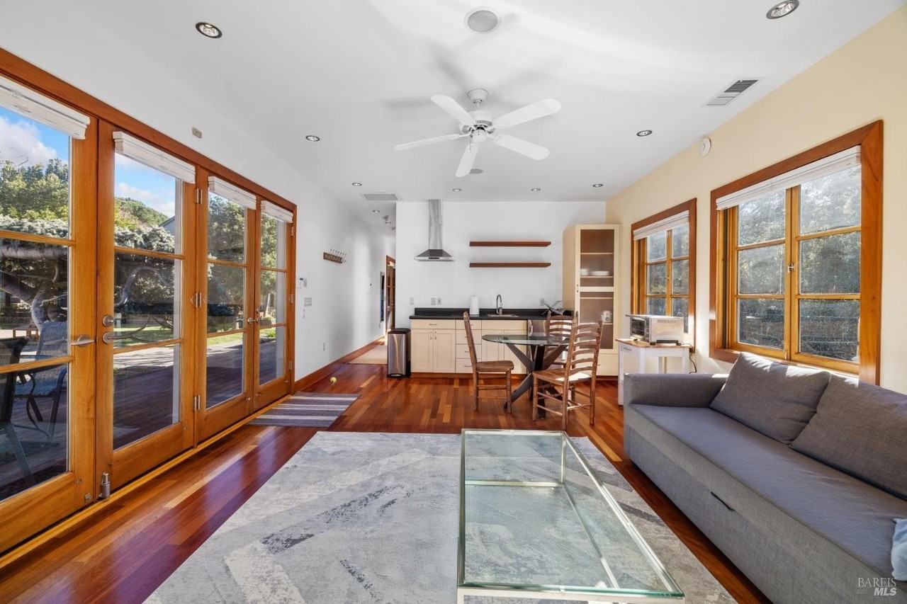 1545 N Castle Rd - Photo 6 of 19