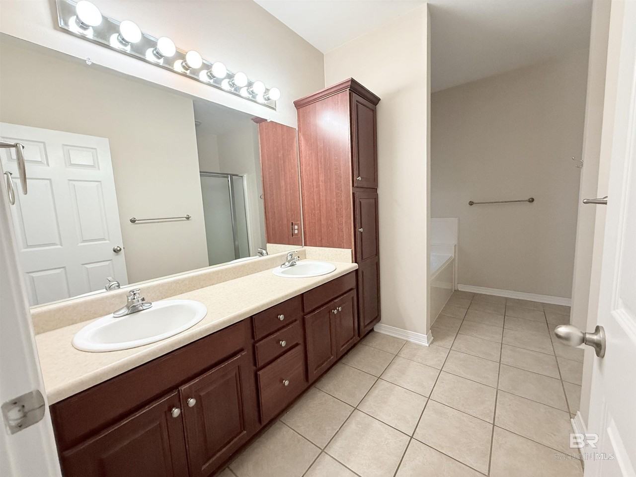 29956 Saint Barbara St - Photo 6 of 9