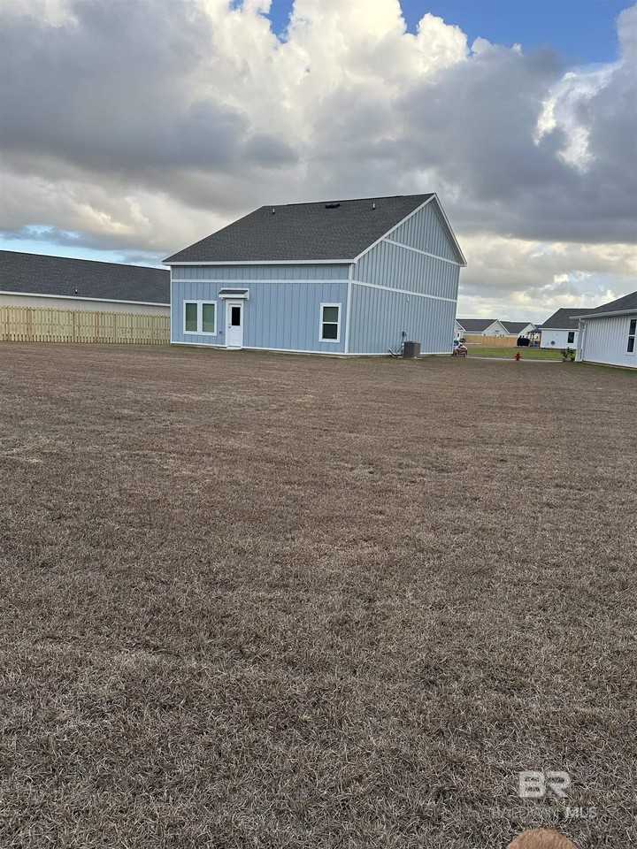 19315 Gray Horse Dr - Photo 2 of 17