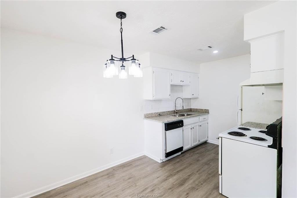 1202 Airline Dr - Photo 5 of 17