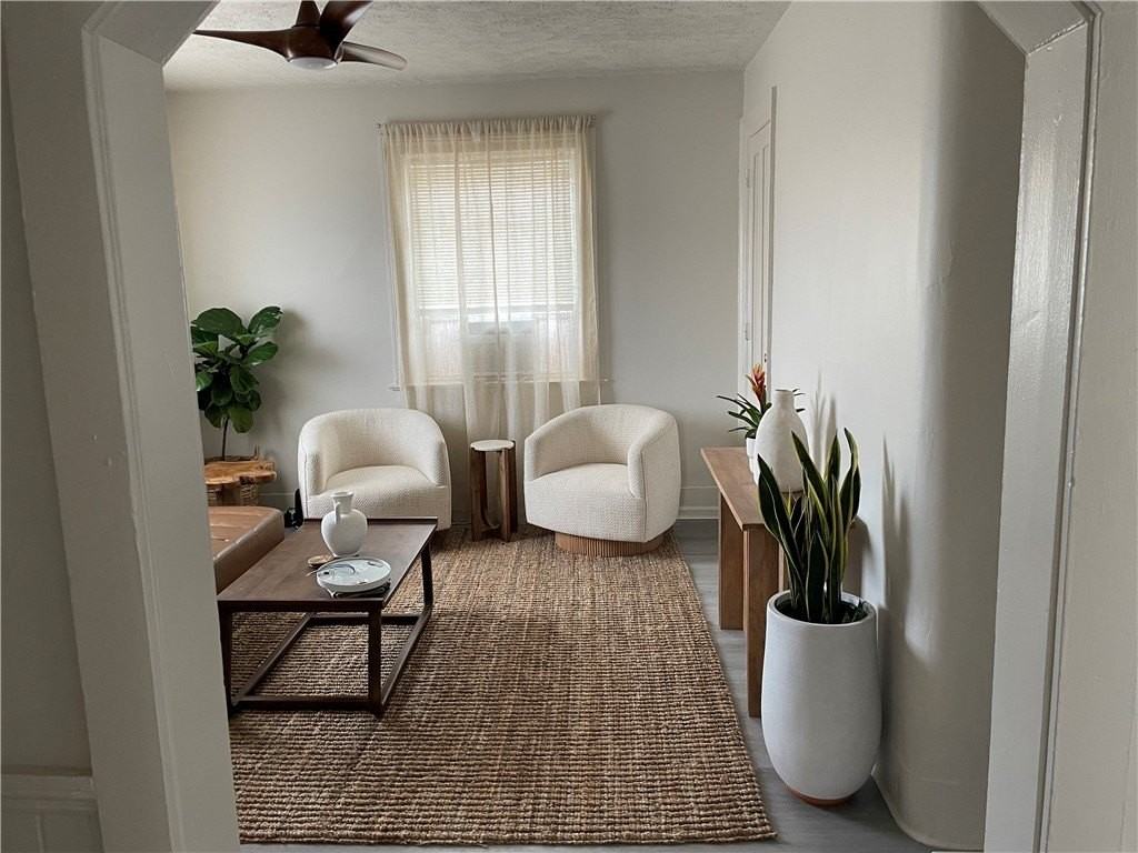 74 Richmond St Apt 3 #3 - Photo 4 of 16