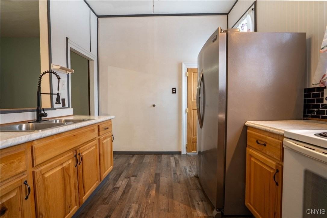 13 W Monroe St Unit 11 #11 - Photo 5 of 25