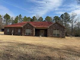 featured image of 17000 S Alexander Rd