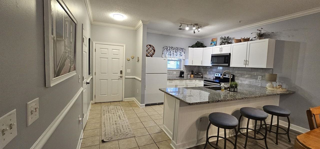 304 Kiskadee Loop - Photo 5 of 30