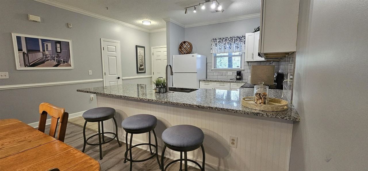 304 Kiskadee Loop - Photo 6 of 30