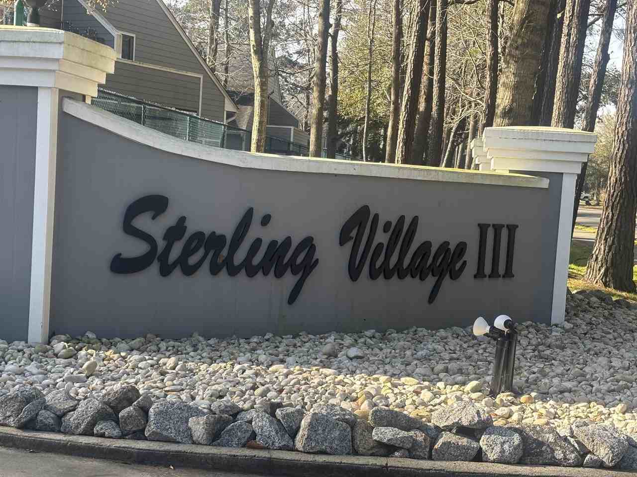 1206 Tiffany Ln Apt B - Photo 2 of 11