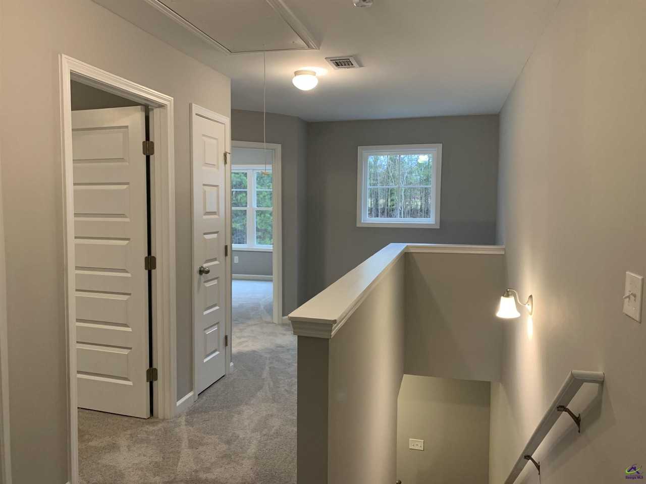 344 Pond View Rd - Photo 7 of 19