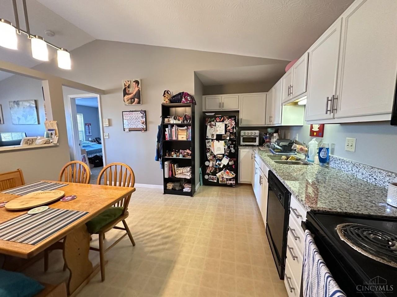 44 Indian Cove Cir Unit 4 #4 - Photo 3 of 10