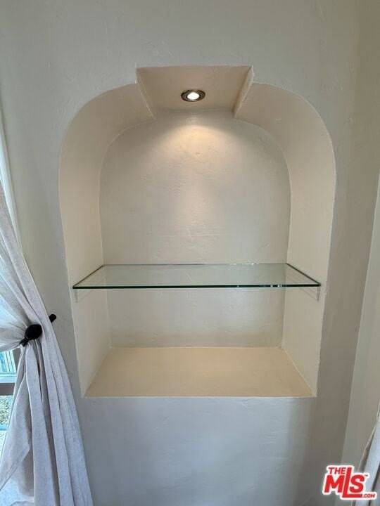 1227 S Ridgeley Dr - Photo 7 of 50