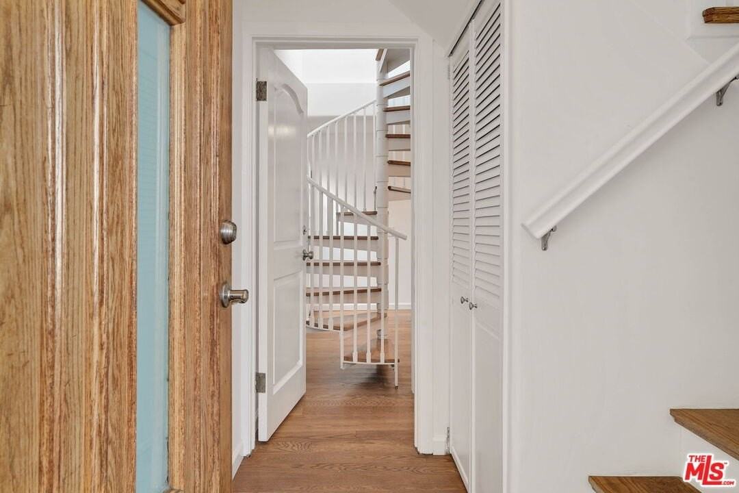 25 Arcadia Ter Unit Ph #PH - Photo 5 of 36