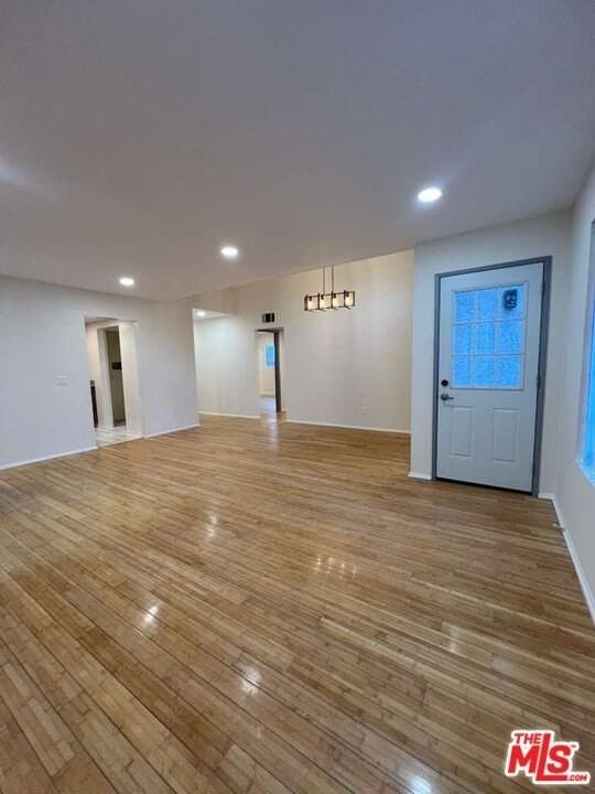 1931 Malcolm Ave Apt 201 #201 - Photo 5 of 14