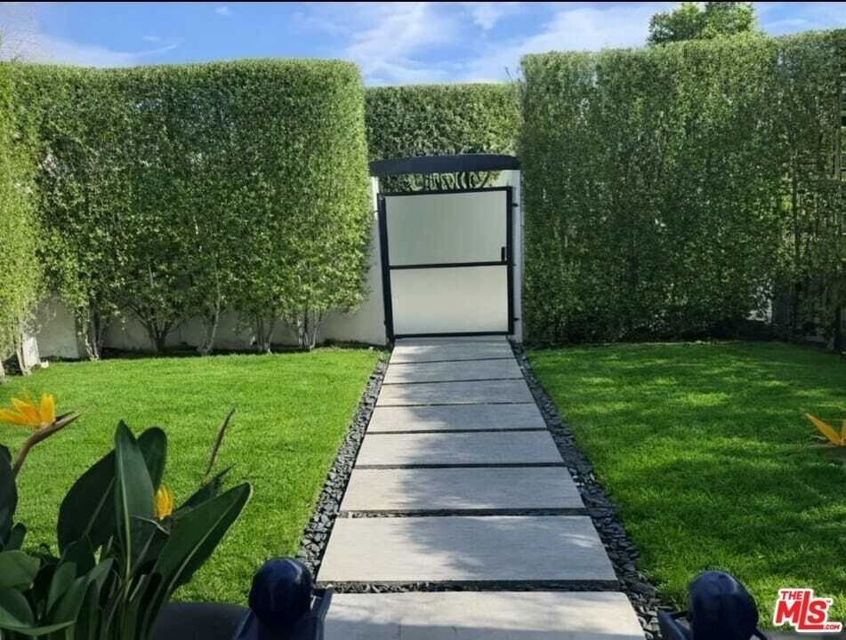 2751 Midvale Ave - Photo 3 of 20