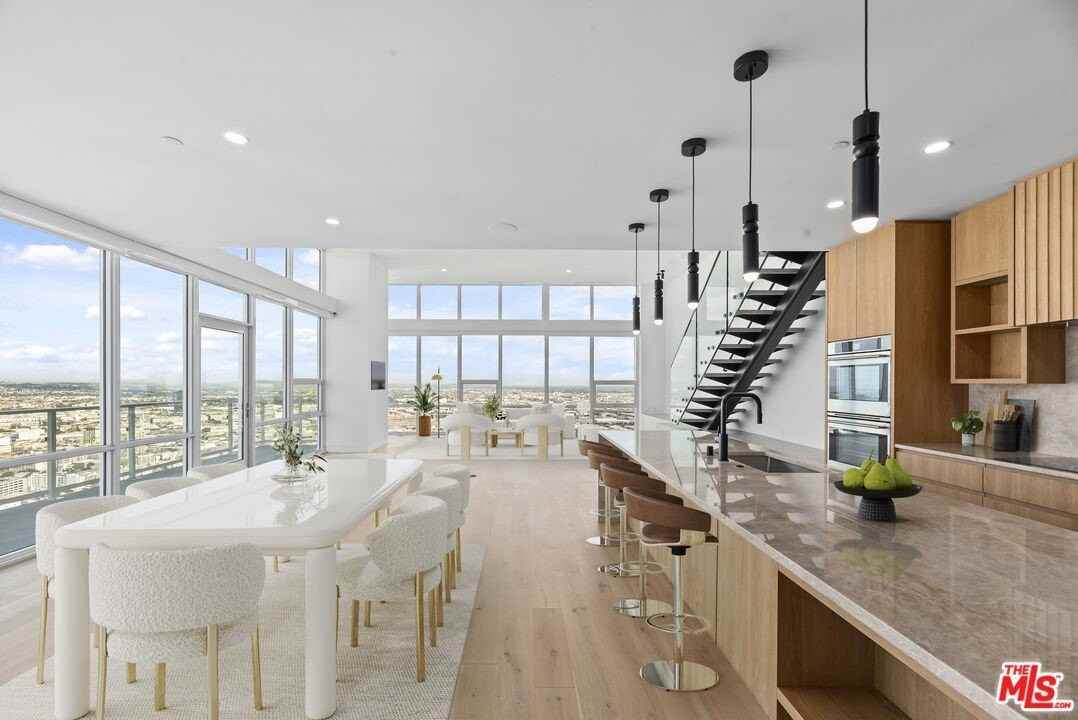 230 W Olympic Blvd Ph 1 #PH1 - Photo 7 of 50