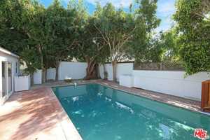 featured image of 12524 Woodbine St