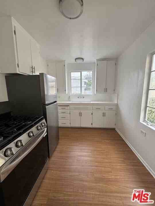 220 N Louise St Apt B #B - Photo 5 of 13