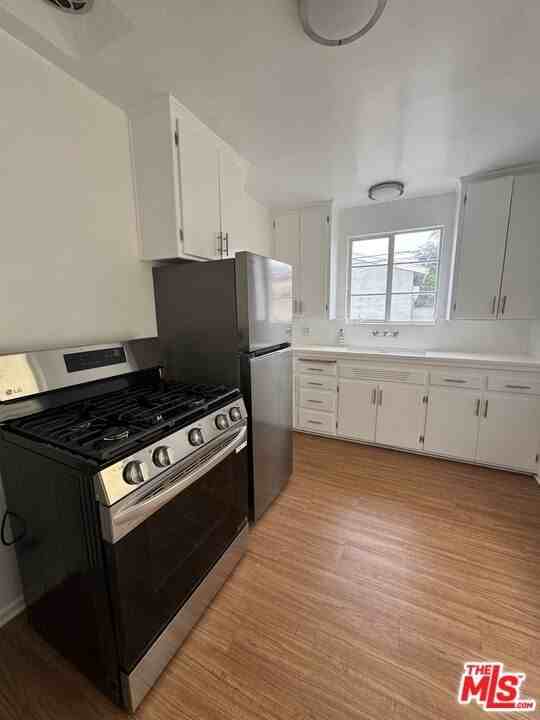 220 N Louise St Apt B #B - Photo 7 of 13