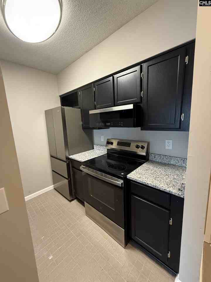 2009 Greene St - Photo 5 of 10