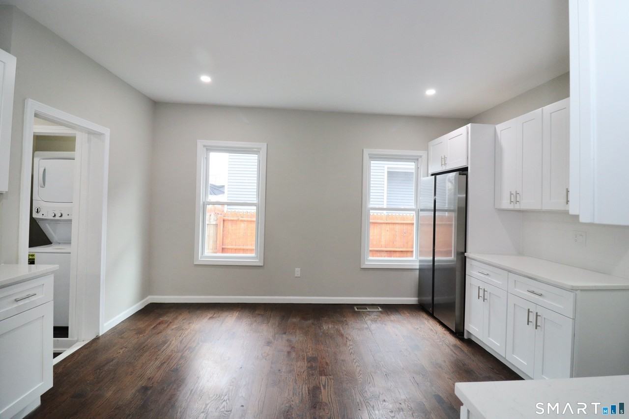 354 Beechmont Ave #1 - Photo 3 of 16