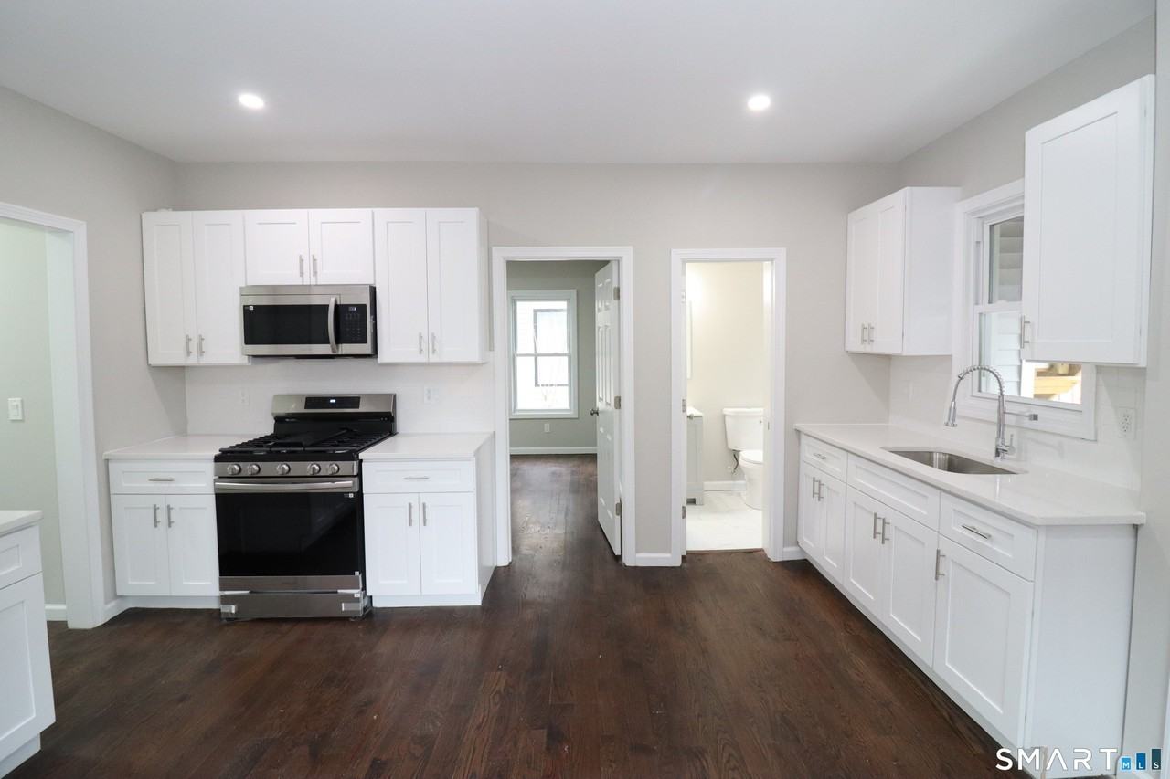 354 Beechmont Ave #1 - Photo 4 of 16