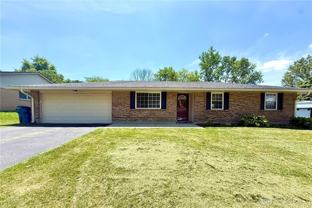 4932 Arrowview Dr - Photo 1 of 1