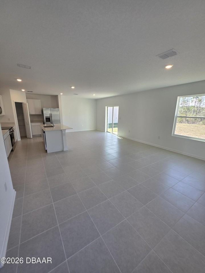 1243 Belle Isle Ln - Photo 2 of 19