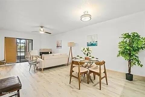 25107 Northlake Dr Unit 25107 #25107 - Photo 5 of 12