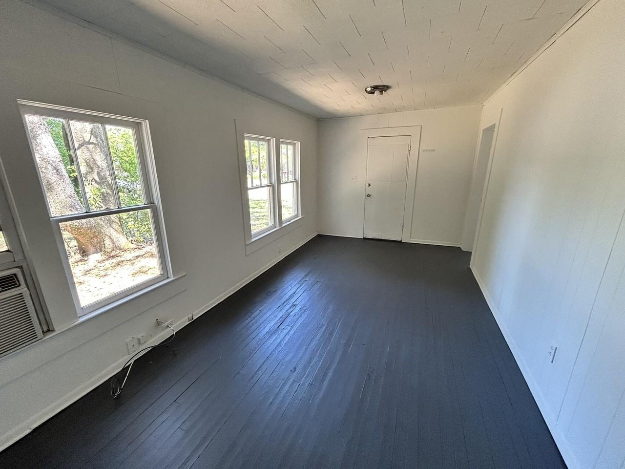 209 E Griffith Ave - Photo 3 of 12