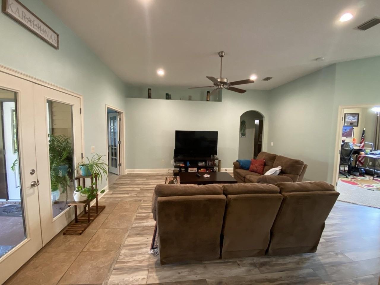 2722 Lakes Edge Ln - Photo 5 of 16