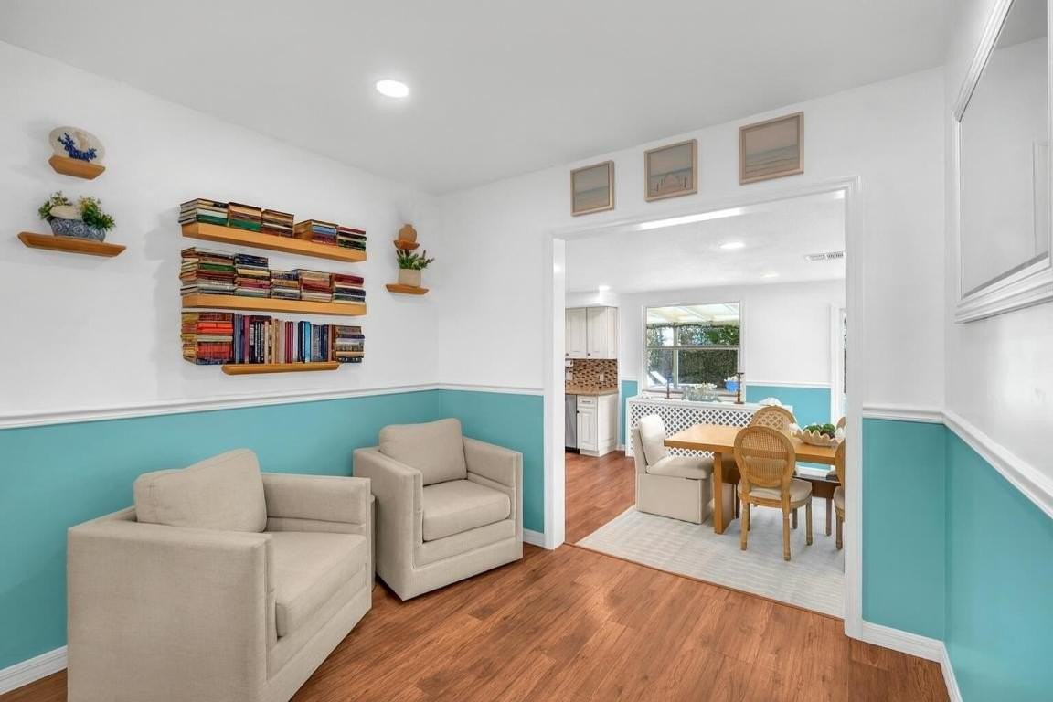 528 N Palmway - Photo 6 of 21