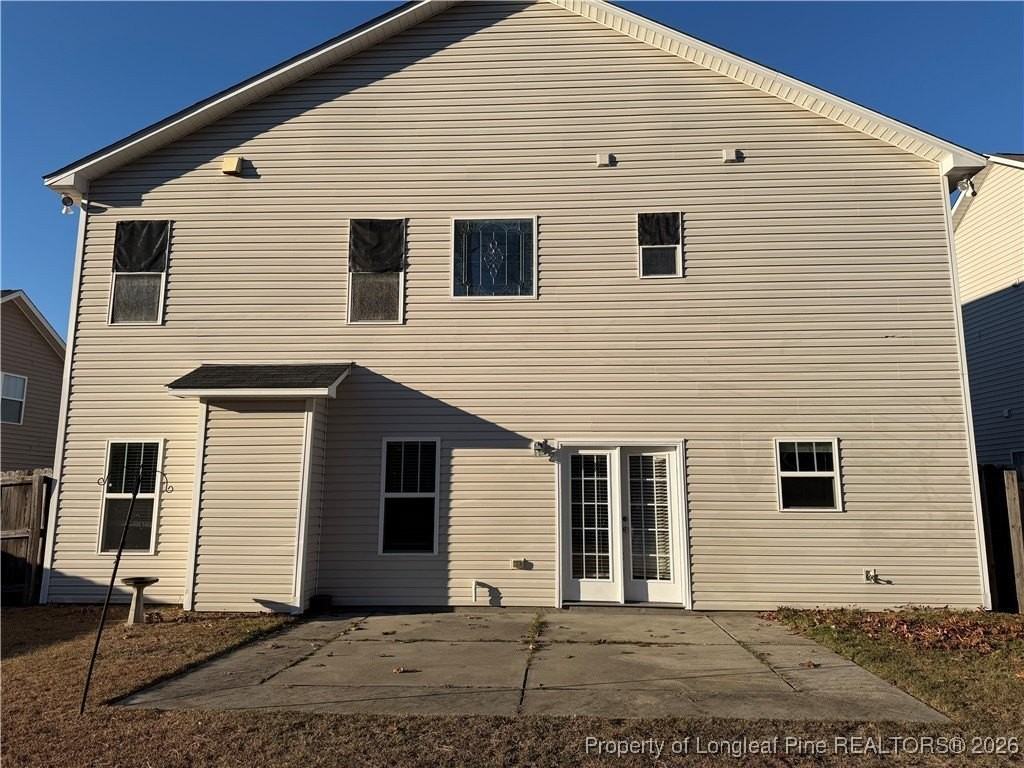 1735 Zion Dr - Photo 2 of 17