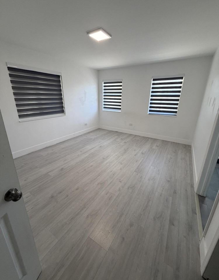 7 Sunset Rd #5 - Photo 4 of 7