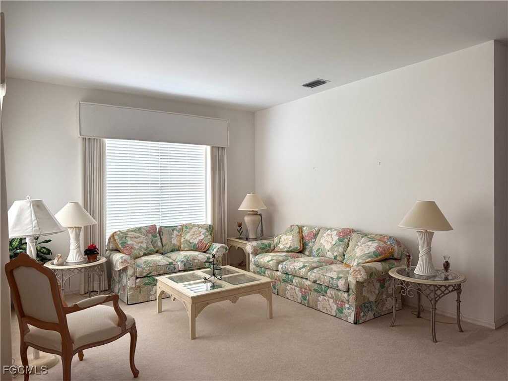 11081 Lakeland Cir - Photo 5 of 28