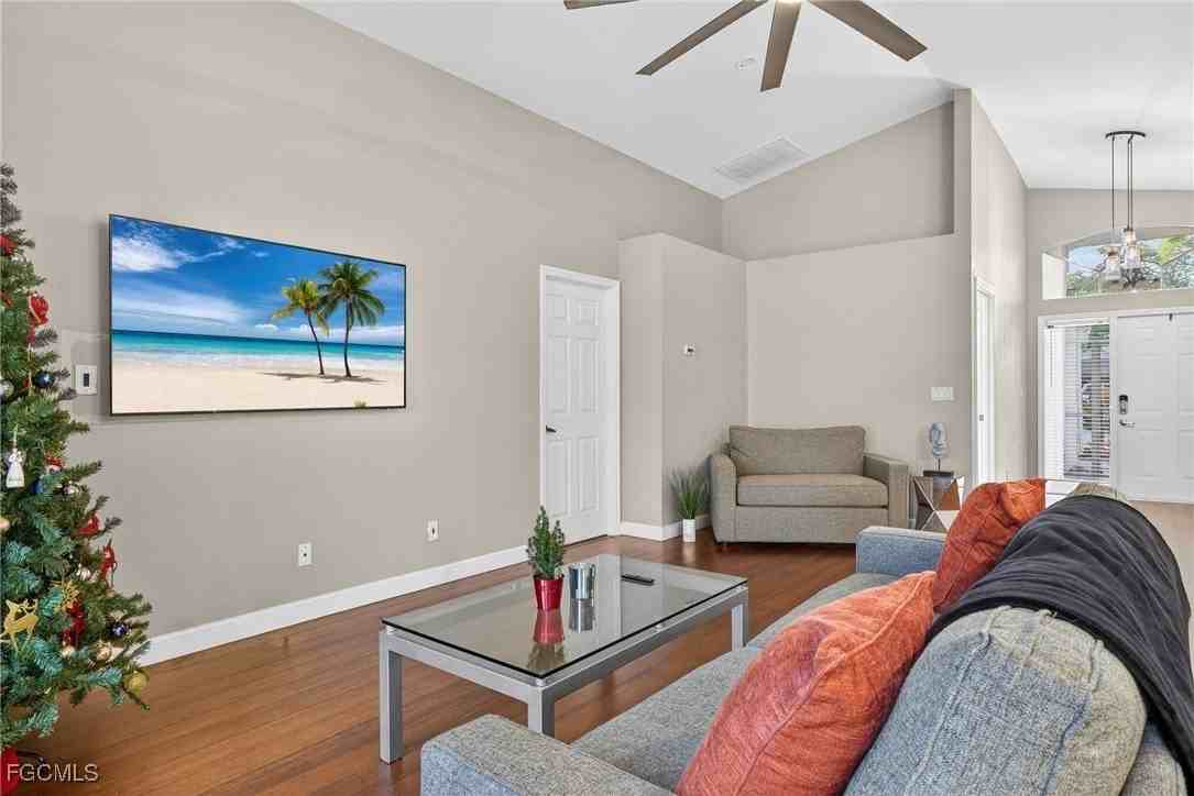 18015 Horseshoe Bay Cir - Photo 5 of 23