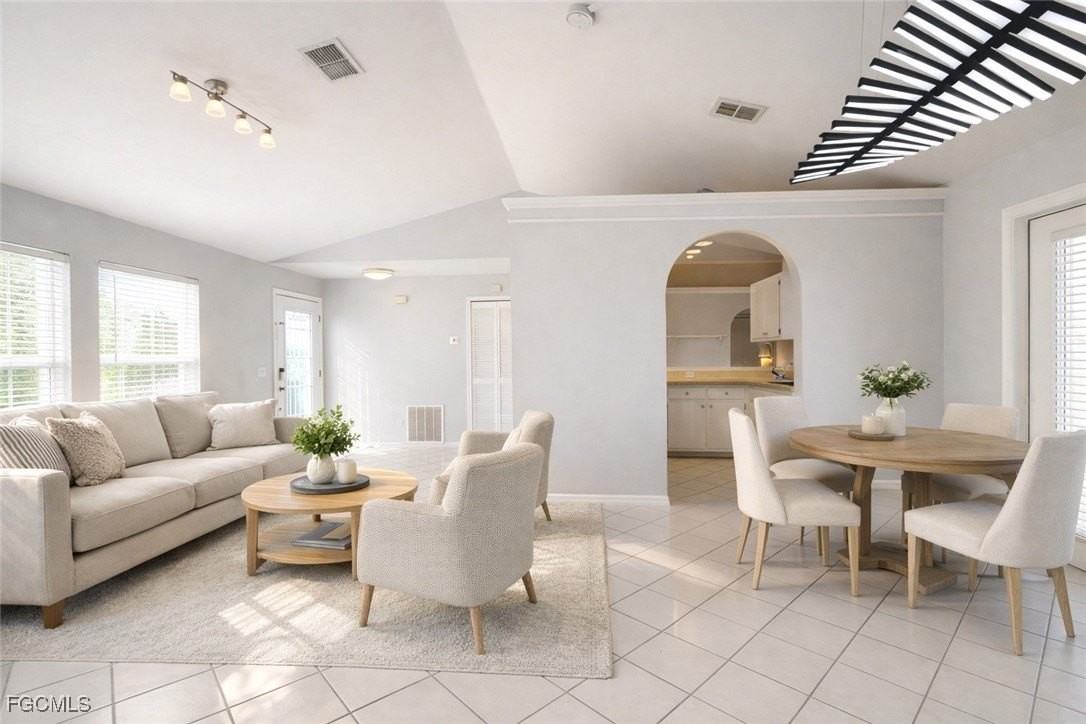 3107 Sw 15th Ave - Photo 6 of 44