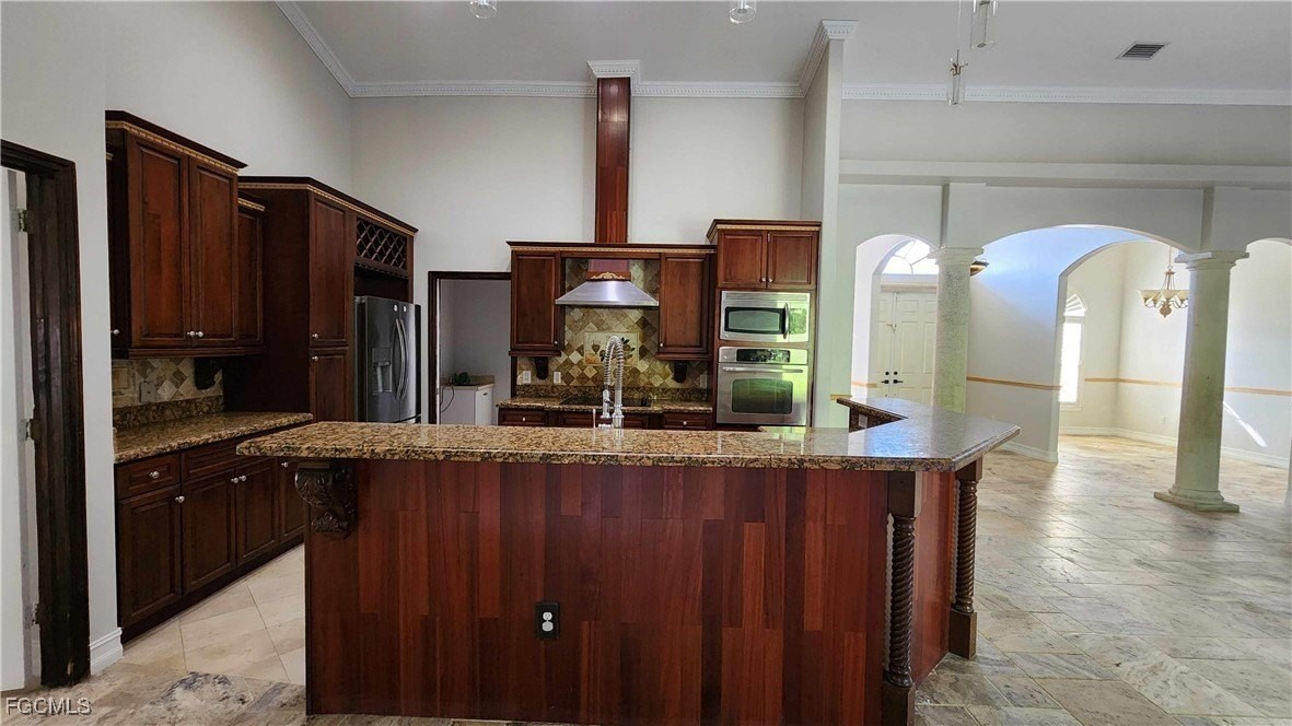 2508 14th St W - Photo 2 of 25