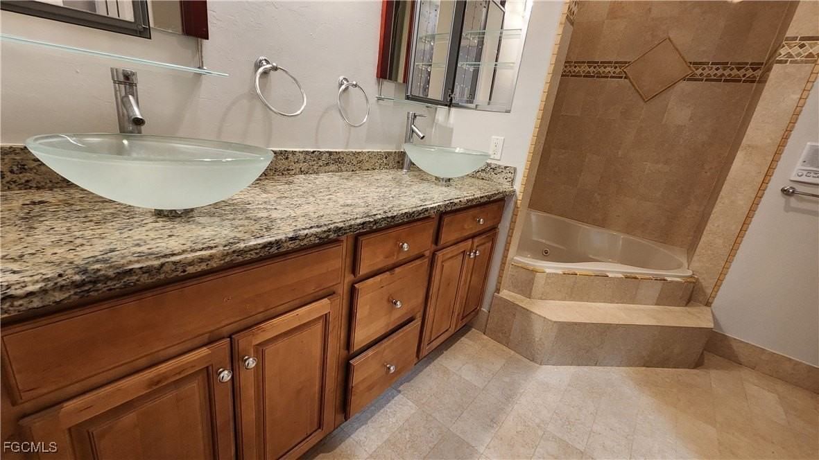 2508 14th St W - Photo 7 of 25