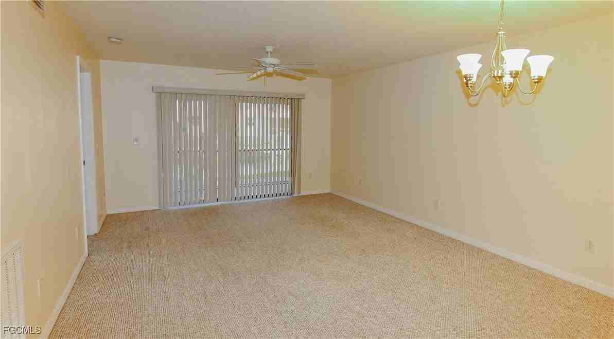 719 Sw 47th Ter Apt 101 #101 - Photo 5 of 18