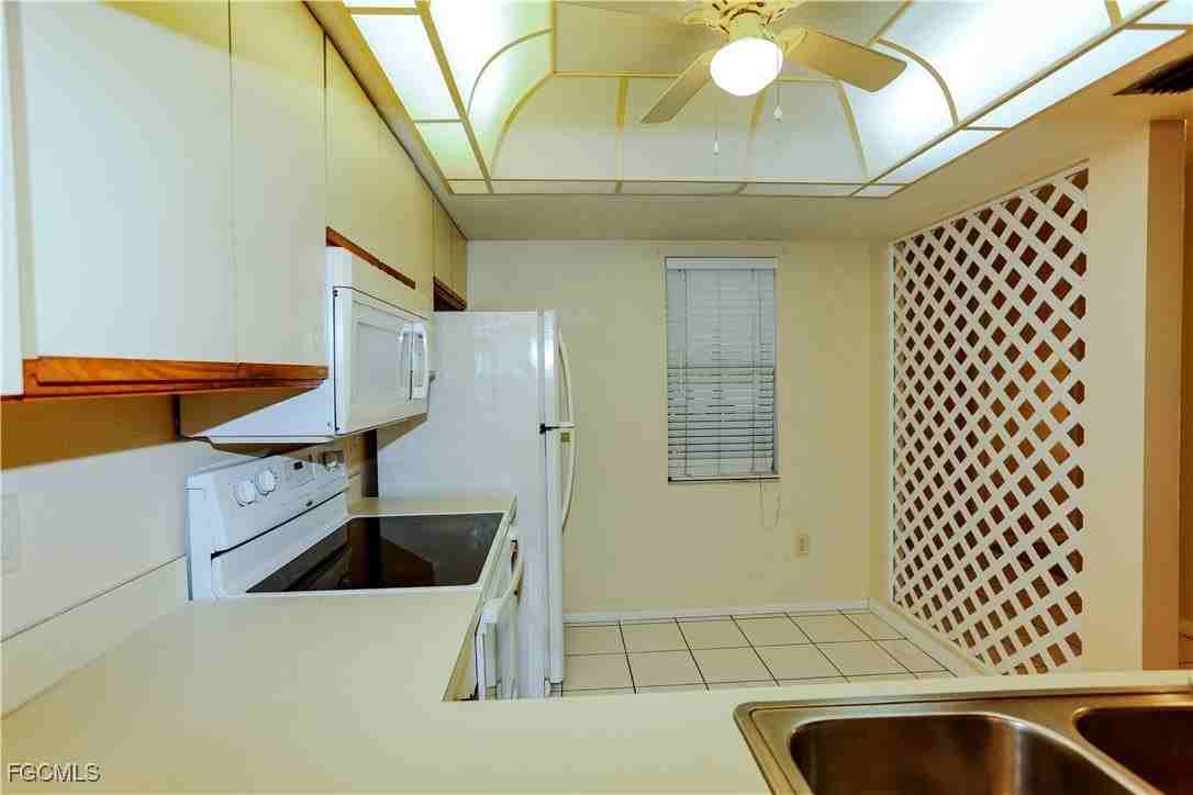 719 Sw 47th Ter Apt 101 #101 - Photo 7 of 18