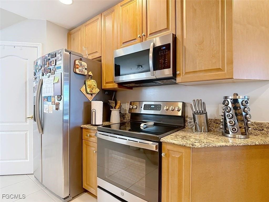 11971 Champions Green Way Apt 501 #501 - Photo 6 of 34