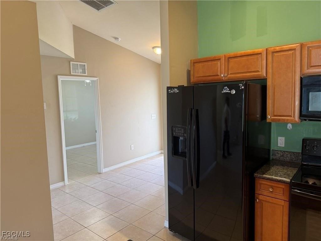 4148 Sw 7th Pl #4200 - Photo 3 of 11