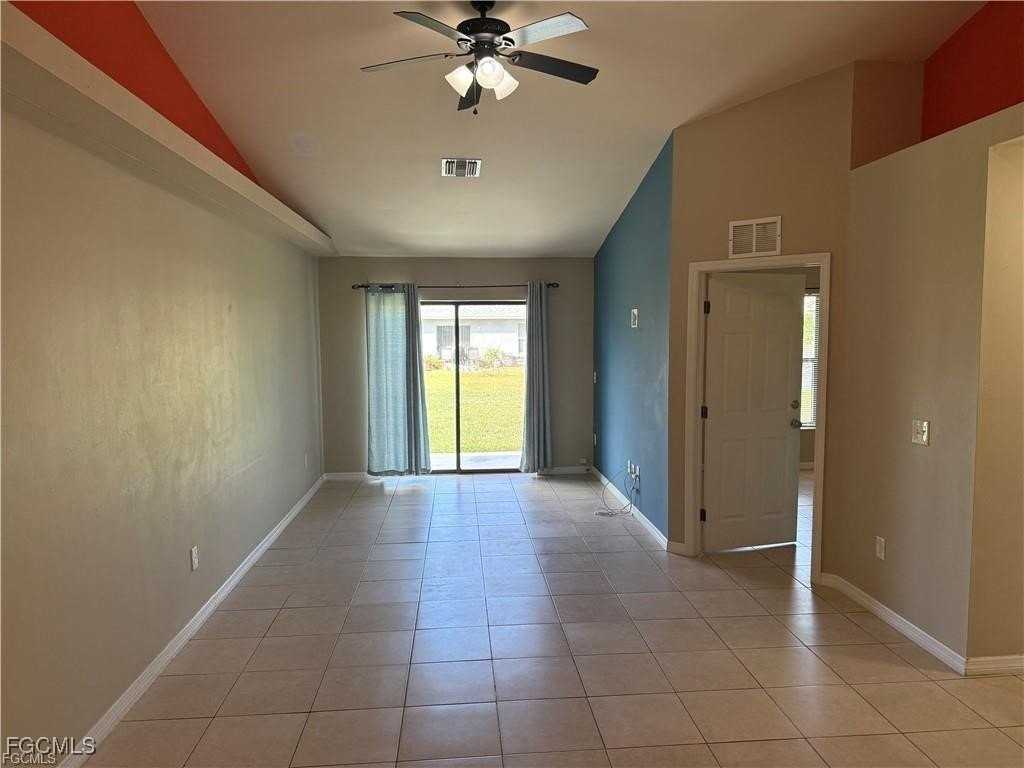 4148 Sw 7th Pl #4200 - Photo 5 of 11